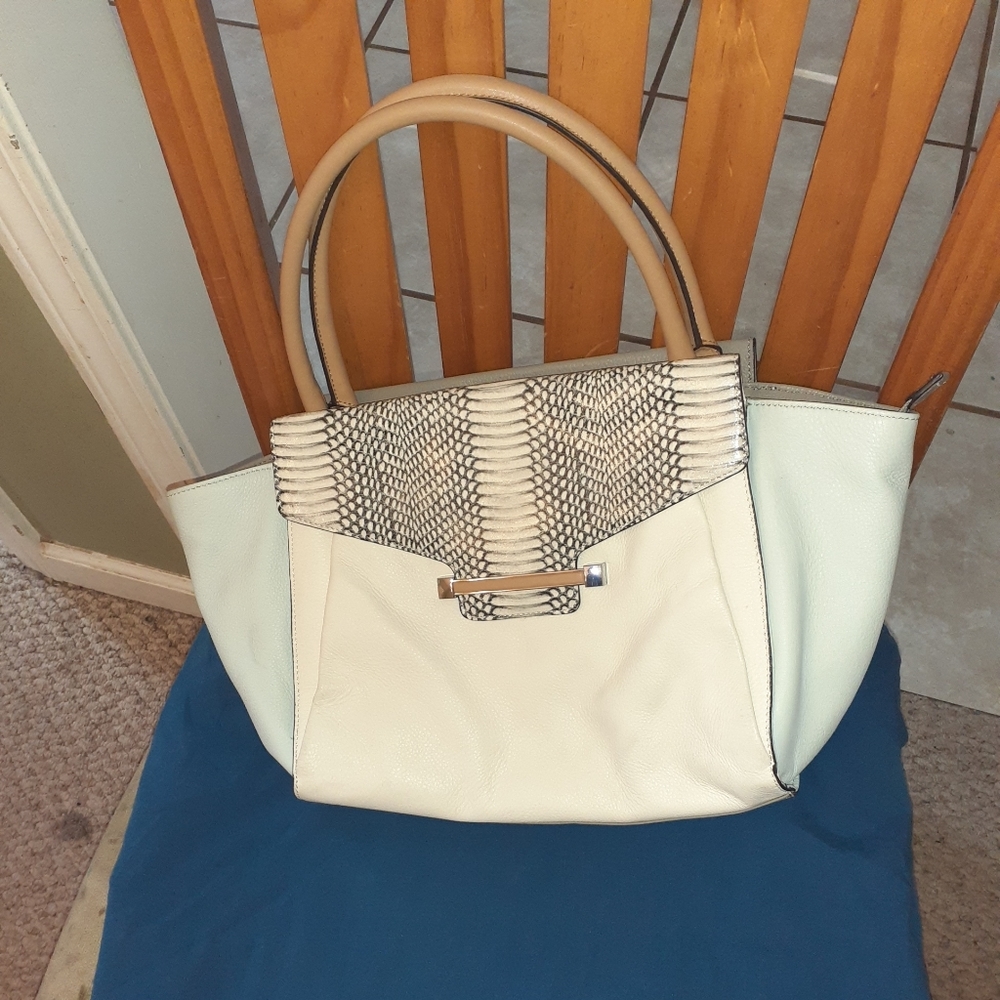 Vince camuto satchel